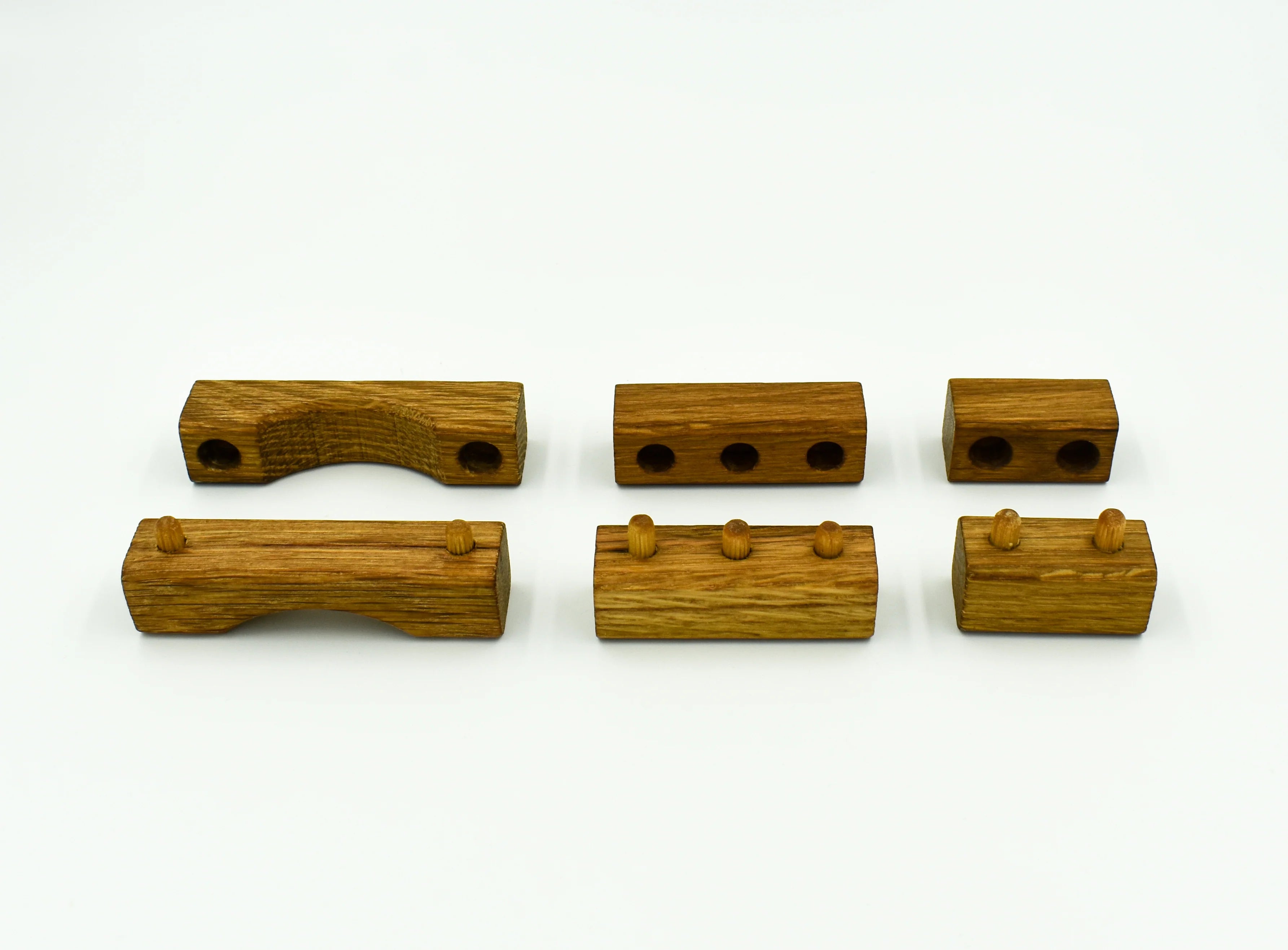 Interlocking online wooden blocks