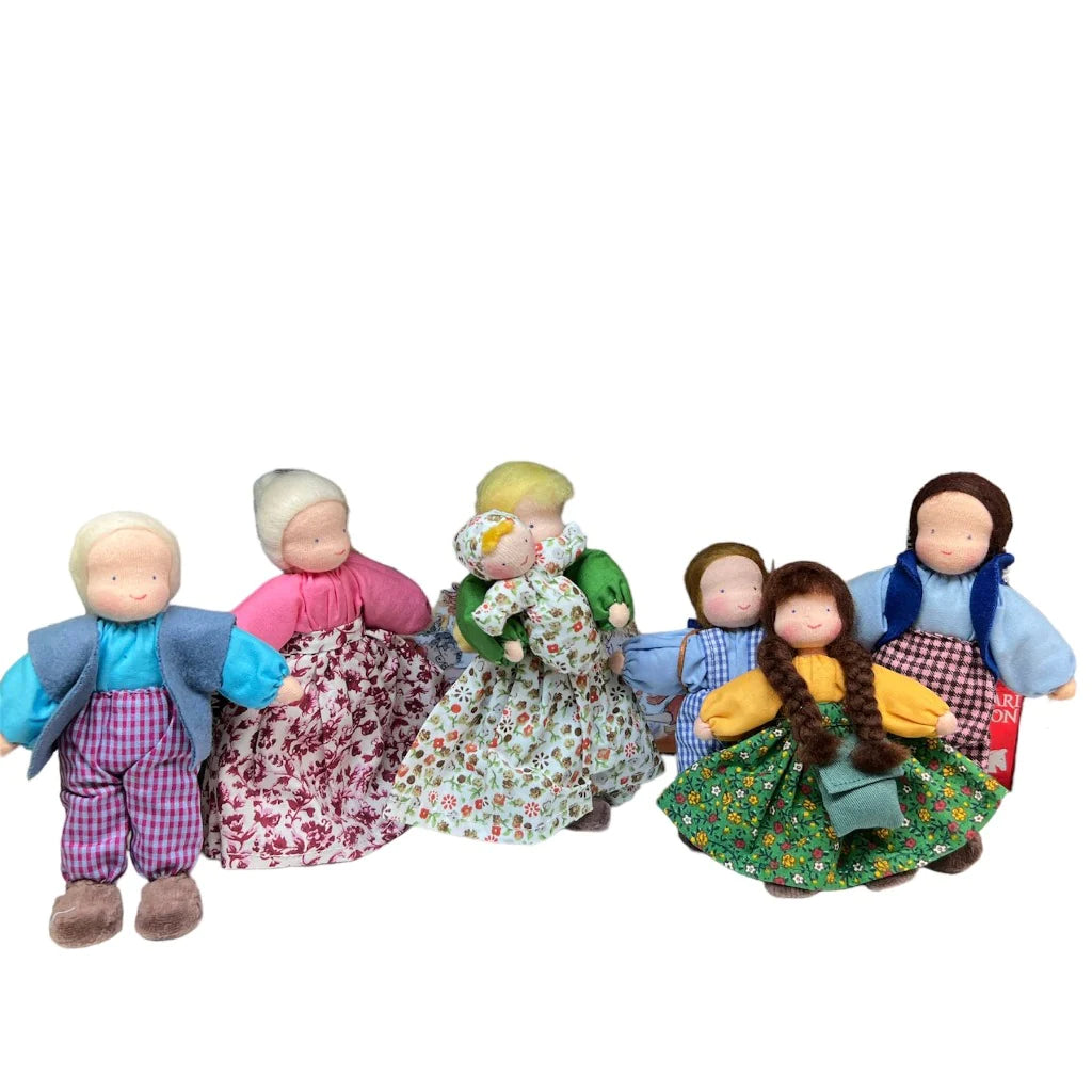 Dollhouse caucasian Family and their Members